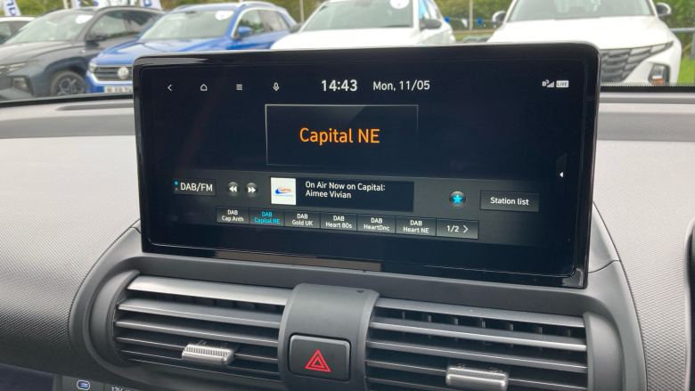 Hyundai INSTER 85kW 02 49kWh 5dr Auto Electric Hatchback